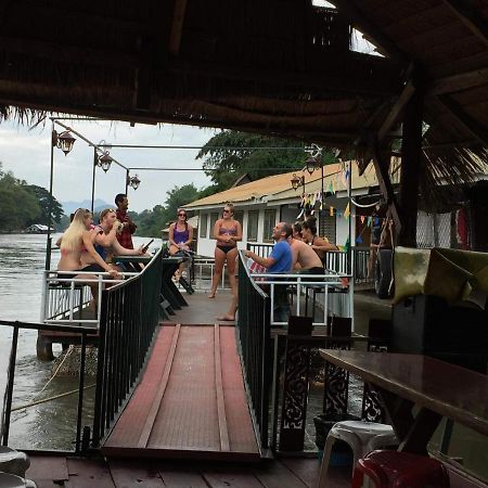 แพแหม่มทัวร์ Apartamento Ban Huai Maenam Noi Exterior foto